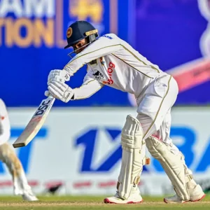 ডাবল শতাব্দীতে মিস নিসানা, তবে বাংলাদেশ অস্বস্তিকর