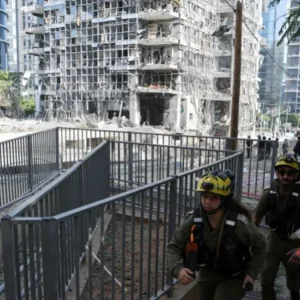 ইসরায়েলে ইরানের অতর্কিত ক্ষেপণাস্ত্র হামলা, ব্যাপক ক্ষয়ক্ষতি 