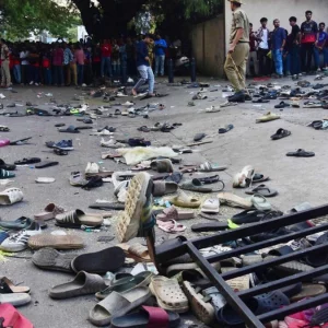 বেঙ্গালুরুতে, 3 মৃত্যু, শিরোনাম উদযাপনের উপর বিধিনিষেধ