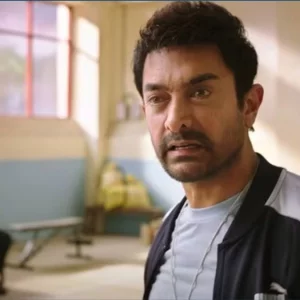 তিন বছর পর ফিরেই চমকে দিলেন আমির