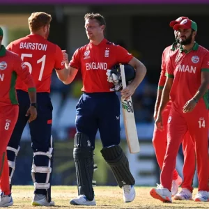 ওমানি ক্রিকেট খেলোয়াড়রা এক বছর পরে বিশ্বকাপ পুরষ্কার পান