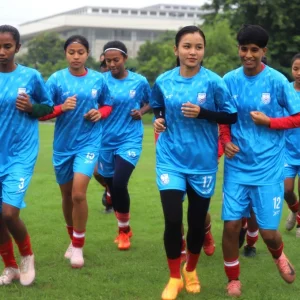 মিয়ানমারে বৃষ্টি তার মাথায় বৃষ্টি