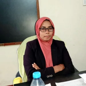 স্বামীর গায়ে গরম ডাল নিক্ষেপ, উসকানি দেওয়ায় অভিযোগে বিএনপি নেত্রী আটক