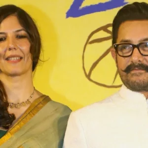 তৃতীয় বিয়ে নিয়ে আমির বললেন, আমরা মনে মনে বিবাহিত