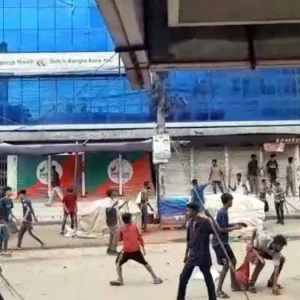 হবিগঞ্জে দুই পক্ষের তুমুল সংঘর্ষে নিহত ১, আহত ৫০