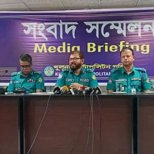 আমাকে আনফ্রেন্ড করবেন না, আমি আপনাদের শত্রু নই: কেএমপি কমিশনার