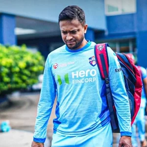 শাকিব 24 ঘন্টা পরে মুদ্রার পিছনে দেখেছিলেন