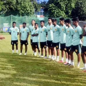প্রথম দিন স্কুল পরিচালক মারউভ