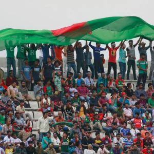 দর্শনার্থীরা খাবার, জল এবং শর্ত সহ স্টেডিয়ামে প্রবেশ করতে সক্ষম হবেন