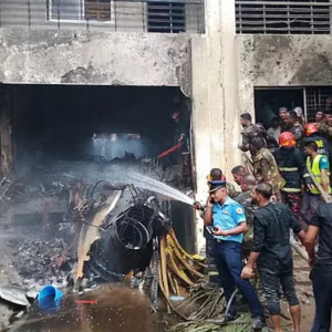 পাইলটের উড্ডয়নের ত্রুটির কারণে মাইলস্টোন দুর্ঘটনা হয়