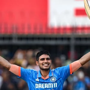 ইতিহাসের সামনে শপম্যানকে গ্রাস করা