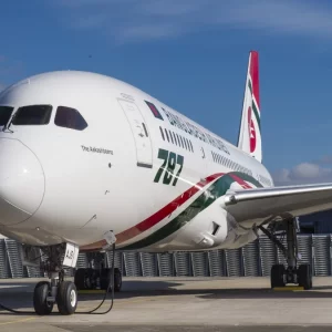 কক্সবাজার বিমানবন্দরে কুকুরের ধাক্কায় এক ঘণ্টা বিলম্বিত ঢাকাগামী ফ্লাইট