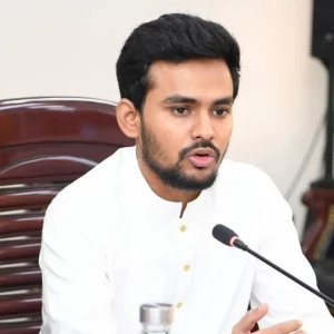 নিরপেক্ষভাবে দু’পক্ষের বক্তব্য নিয়ে ফ্যাক্ট ভিত্তিক অনুসন্ধান করুন: উপদেষ্টা আসিফ