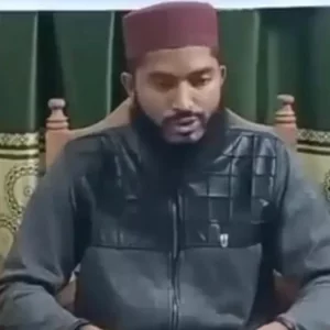 ছাত্রের মাকে নিয়ে উধাও মাদ্রাসাশিক্ষক, বাবা বললেন ‘তাবিজের দোষ’
