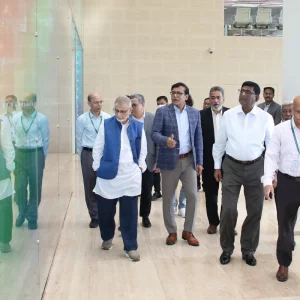 বেক্সিমকো ফার্মা পরিদর্শন করলেন প্রধান উপদেষ্টার বিশেষ সহকারী আবদুল হাফিজ এবং ড. আনিসুজ্জামান চৌধুরী