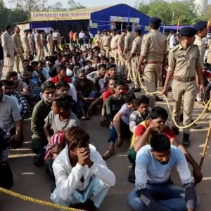 ভারতে অভিবাসন ক্র্যাকডাউনের মধ্যে আটকের ভয়ে বাঙালি মুসলিমরা