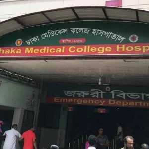 রাজধানীতে প্রাইভেট কারের ধাক্কায় নিহত ১