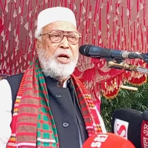 শেখ মুজিব আর শেখ হাসিনাকে এক করে দেখবেন না: কাদের সিদ্দিকী