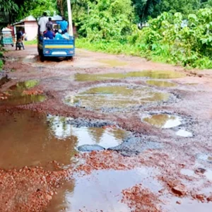 মৌলভীবাজারের দুটি প্রধান সড়কের বেহাল দশা, দুর্ভোগে কয়েক ইউনিয়নের মানুষ