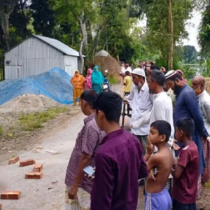পাবনায় সড়কের পাশে মিললো ২ নারীর মরদেহ