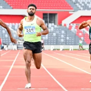 দ্রুততম মানবের মুকুট পুনরুদ্ধার করলেন ইমরানুর