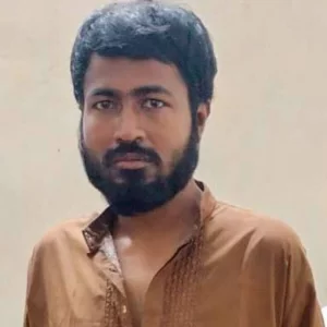 হাতে আতর লাগাতেই ‘বেহুঁশ’ মাদ্রাসাছাত্র, অপহরণের অভিযোগে যুবক আটক