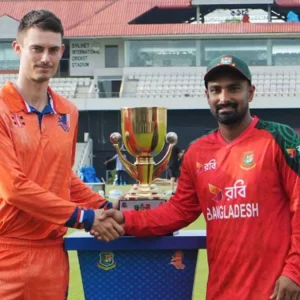 নেদারল্যান্ডসের বিপক্ষে টস জিতে বোলিংয়ে বাংলাদেশ