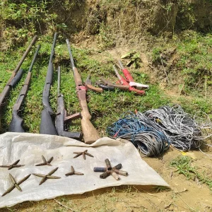 মহেশখালীতে গহীন বনে যৌথ অভিযান, বিপুল অস্ত্র ও গুলি উদ্ধার 
