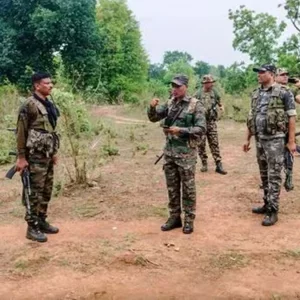 শীর্ষ মাওবাদী কমান্ডারসহ ৯ গেরিলাকে হত্যার দাবি ভারতের