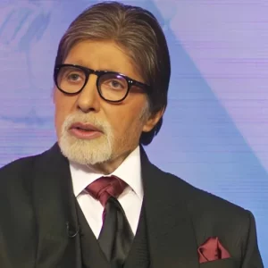 লিভারের ৭৫ শতাংশ নষ্ট, তবুও দিব্যি বেঁচে আছেন অমিতাভ বচ্চন!