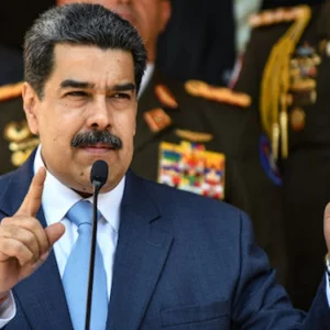 অন্যান্য দেশকে সঙ্গে নিয়ে যুক্তরাষ্ট্রের বিরুদ্ধে প্রতিরোধ করবে ভেনেজুয়েলা