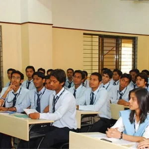 শিক্ষার্থীদের ক্ষতি পোষাতে শনিবারেও ক্লাস নিচ্ছেন শিক্ষকরা