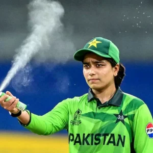 জয়হীন বিশ্বকাপ শেষে আইসিসির পর ক্ষোভ ঝাড়লেন পাকিস্তান অধিনায়ক