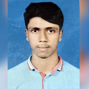 ঘোড়াশালে ট্রেনের ধাক্কায় যুবক নিহত
