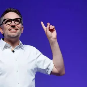 ‘ভবিষ্যতের চাকরিতে সেরা ডিগ্রি নয়, এআই ও যোগাযোগ দক্ষতা গুরুত্বপূর্ণ’