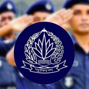 পুলিশের ঊর্ধ্বতন ১৩ কর্মকর্তাকে বদলি