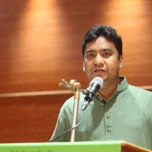 ‘ডাকসু পদবী ব্যবহার করে শিক্ষকদের ওপর মবতন্ত্র প্রয়োগ অনাকাঙ্ক্ষিত’