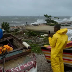 হ্যারিকেন মেলিসা: আঘাত হানার প্রাক্কালেই জ্যামাইকায় ৩ জনের মৃত্যু
