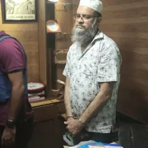 জুলাই আন্দোলনে গুলি চালানো সাবেক আওয়ামী লীগ নেতা অস্ত্রসহ আটক