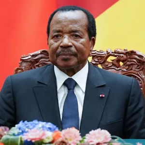 ৯২ বছরে আবারও ক্যামেরুনের প্রেসিডেন্ট হলেন বিয়া, যিনি কখনও হারেননি