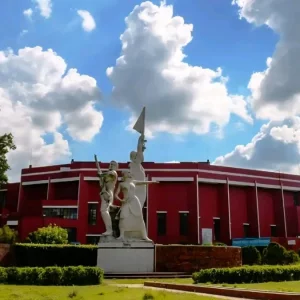 গোপনে সহপাঠীদের অপ্রীতিকর ছবি তুলে সিনিয়র ভাইকে পাঠাতেন বাকৃবি ছাত্রী