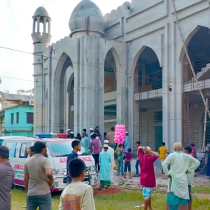 নিখোঁজের ৪ দিন পর মসজিদের ছাদ থেকে ইজিবাইক চালকের মরদেহ উদ্ধার