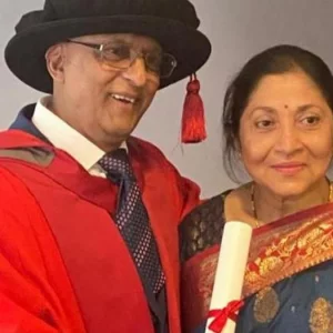 বাবাকে দেওয়া কথা রাখতে ৬৯ বছর বয়সে করলেন পিএইচডি