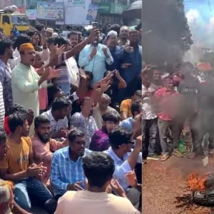 বিএনপির কমিটি বাতিলের দাবিতে বোয়ালমারীতে সড়ক অবরোধ