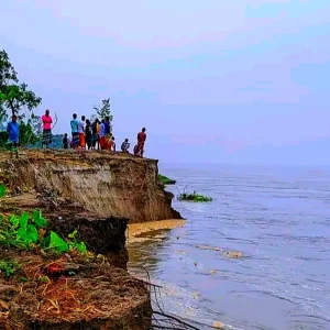যমুনার তিন কিলোমিটারে তীব্র ভাঙন, বিলীন চার শতাধিক ঘরবাড়ি