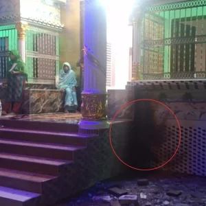 ফোন করে চাঁদা দাবি, থানায় অভিযোগের পর ব্যবসায়ী বাড়িতে ককটেল বিস্ফোরণ