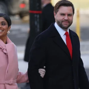 স্ত্রী উষা কোনো একদিন খ্রিষ্টধর্ম গ্রহণ করবেন, এমনটাই আশা জেডি ভ্যান্সের