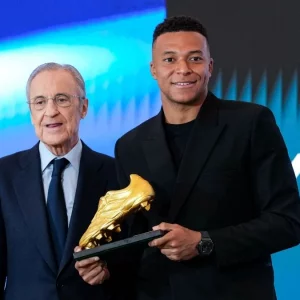 গোল্ডেন বুট জয়ের পর এমবাপ্পে বললেন, ‘আরও বহু বছর রিয়ালে থাকতে চাই’