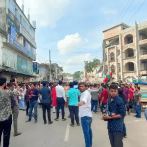 ভোলায় বিএনপি–বিজেপির সংঘর্ষে আহত অন্তত ২০