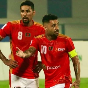 কুয়েতে দুর্ঘটনার কবলে কিংসের বাস, অনুরোধ রাখেননি ম্যাচ কমিশনার